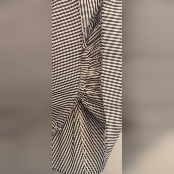 EUC ZARA Woman Premium grey/white striped tiered ruffle hems off shoulder mini - Picture 8 of 13